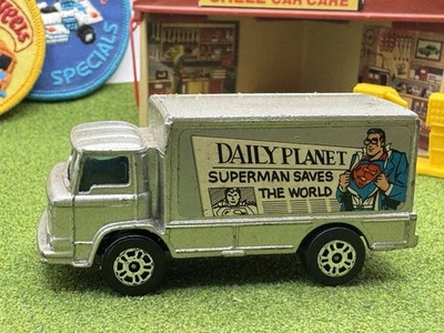 1979 Corgi Juniors Leyland Terrier Daily Planet Superman Truck Silver Dry - Image 1 of 4