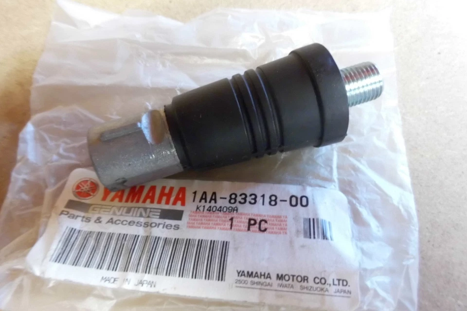 Yamaha VMAX 1200 XVS650 XVS1100 XV250 OEM Blinkstrebe '1' - # 1AA-83318-00 - Bild 1 von 1