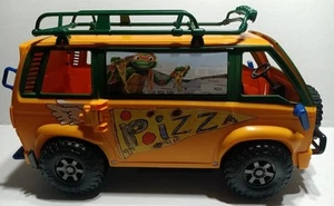 Teenage Mutant Ninja Turtles Mutant Mayhem PIZZAFIRE VAN *funktionstüchtig* fehlende Pizzen - Bild 1 von 15