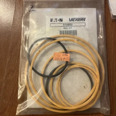 🔥Vickers 919850 Seal Kit, Missing Seals, New Free Shipping 🇺🇸 - Image 1 of 2