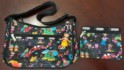 Bolso de hombro LeSportsac Disney It’s A Small World Polynesian Paradise Foto 1 de 4