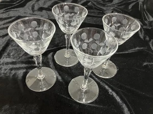 Vier (4) schöne Vintage Libbey Carlton (Punkte) geätzte Stielgläser - Bild 1 von 7