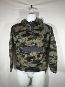 Carhartt Green Camo Half Snap Pullover Sherpa Hoodie Boys Size Medium (10-12) - Picture 1 of 6