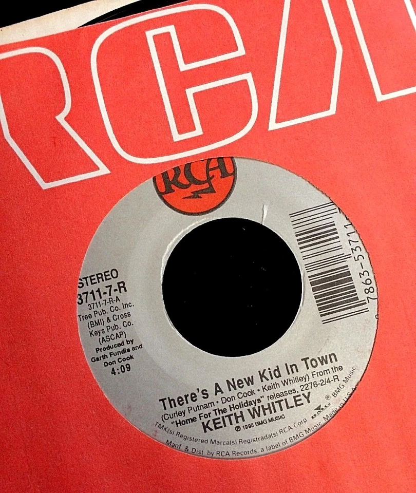 Keith Whitley - There's A New Kid In Town / A Christmas Letter 45 NEAR MINT 1990 - Image 1 of 4