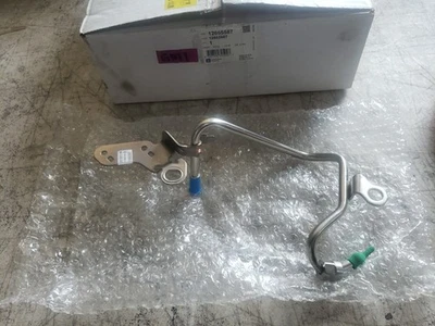 GM OEM 12665587 2009-17 Buick Enclave 6 cilindros 3,6 L línea de alimentación de combustible de baja presión nuevo Foto 1 de 4