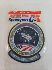 NASA Souvenir Space Emblem Shuttle Challenger SPACELAB 3 Iron On Patch - Picture 1 of 2