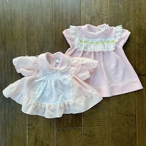 2 Vintage Baby Girl Dresses Pink 12M Cute Details & Lace Short Sleeve - Picture 1 of 9