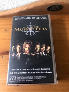 The Three Musketeers VHS Charlie Sheen - Picture 1 of 5