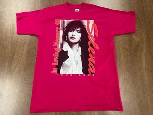 VINTAGE SELENA T SHIRT M SINGLE STITCH 90S MEMORIAL TEE HOT PINK DEADSTOCK NOS - Bild 1 von 9