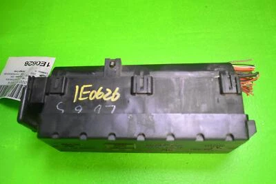 2002 2003 2004 FORD TAURUS Engine Fuse Box - Image 1 of 4