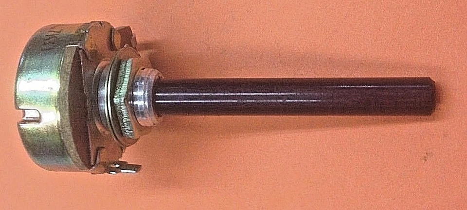 Potentiometer 47K Linear 24mm Metal Case - Image 1 of 3