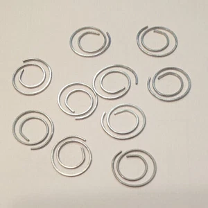 10 x SILVER METAL 1" SPIRAL EMBELLISHMENTS Paper Clips BOOK PAGE MARKERS Flat - Picture 1 of 6