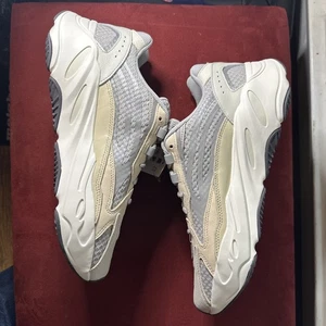 Adidas Yeezy Boost 700 V2 'Crema' Para hombres Talla 11 NUEVAS Tenis GY7924 - Imagen 1 de 8