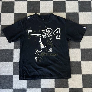 UNK NBA Kobe Bryant #24 Los Angeles Lakers Graphic Tee - Black - Bild 1 von 6