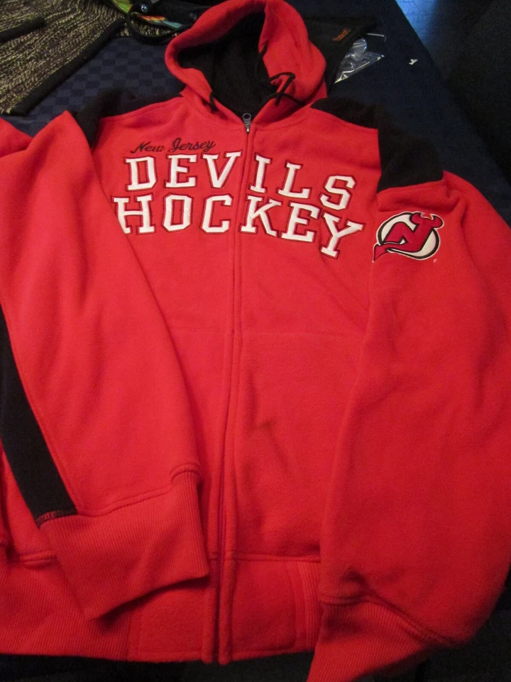 NWT GIII NHL NEW JERSEY DEVILS HOCKEY MENS ZIP FRONT FLEECE JACKET RED  LARGE - Image 1 of 2