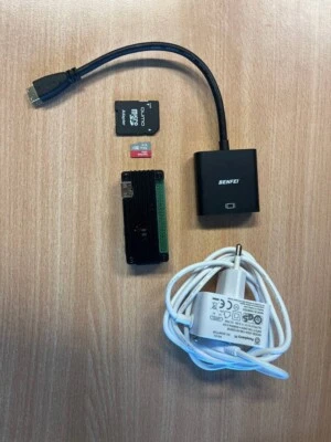 Komplettset: Raspberry Pi Zero W, Kühlkörper, Netzteil, 32G Karte, HDMI-VGA - Bild 1 von 2