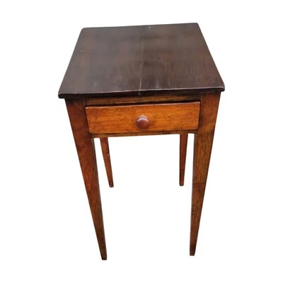 19th C Sheraton Walnut Side Table Pegged Tapered Legs New England Antique - Image 1 of 4