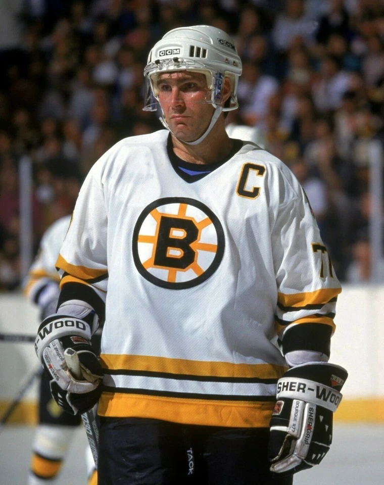 Foto 8x10 (D) RAY BOURQUE BOSTON BRUINS SIN FIRMAR Foto 1 de 1