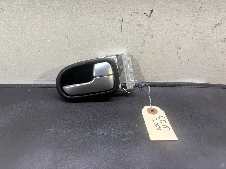 Manija de puerta Mazda Miata MX-5  Foto 1 de 3