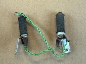 2 Vintage 1957 Bajonett Kontrollleuchten Fassungen Kontrollleuchten für Röhrenverstärker - Bild 1 von 3