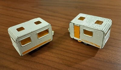2 Caravan Roulotte Matchbox 1/60 Bianco 1977 - Immagine 1 di 3