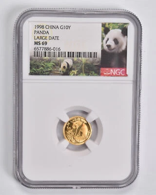 Grade Error MS69 1993 China 5 Yuan 1/20 Oz. Fine Gold Panda Large Date NGC *4208 - Image 1 of 3
