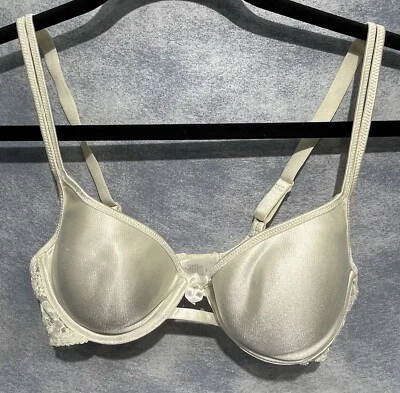 Vanity Fair Body Sleek Support Full Coverage Underwire Bra 34B Ivory #75-270 - Image 1 of 4