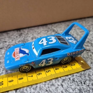 Disney Pixar CARS 1 - 43 The King (scala 1:55) - Foto 1 di 4