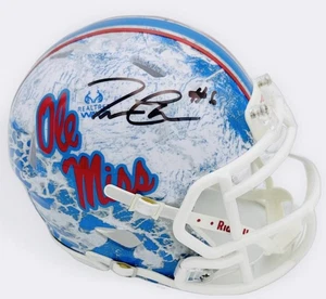TRINIDAD CHAMBLISS SIGNED OLE MISS REBELS REALTREE MINI HELM AUTOGRAMM BAS J09 - Bild 1 von 2