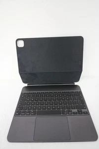 Apple Magic Keyboard A2974 Schwarz für iPad Pro 13 (M4) QWERTY vom Händler - Afbeelding 1 van 5