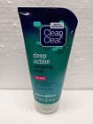 Clean & Clear Oil-Free Deep Action Exfoliating Facial Scrub, 5 oz.