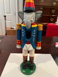 Swank Elefant Holz Nussknacker 12 Zoll - Bild 1 von 4