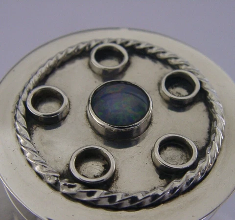 QUALITY HAND MADE ENGLISH SOLID STERLING SILVER OPAL DESK TABLE BOX 1982 Cover