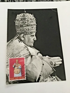 P0PE S.S. GIOVANNI XX111 POST CARD WITH VATICAN STAMP ON FRONT - Picture 1 of 2