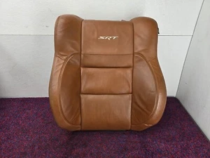 FUNDA ASIENTO CUERO MARRÓN CONDUCTOR DELANTERO IZQUIERDO JEEP GRAND CHEROKEE SRT 14-21 OEM - Imagen 1 de 11