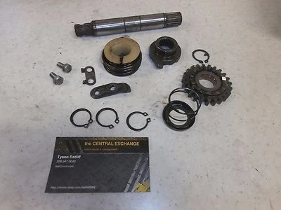 77 Kawasaki KZ400 KZ 400 D4 Genuino Kickstarter Eje de Engranaje Eje Trinquete Patada  Foto 1 de 4