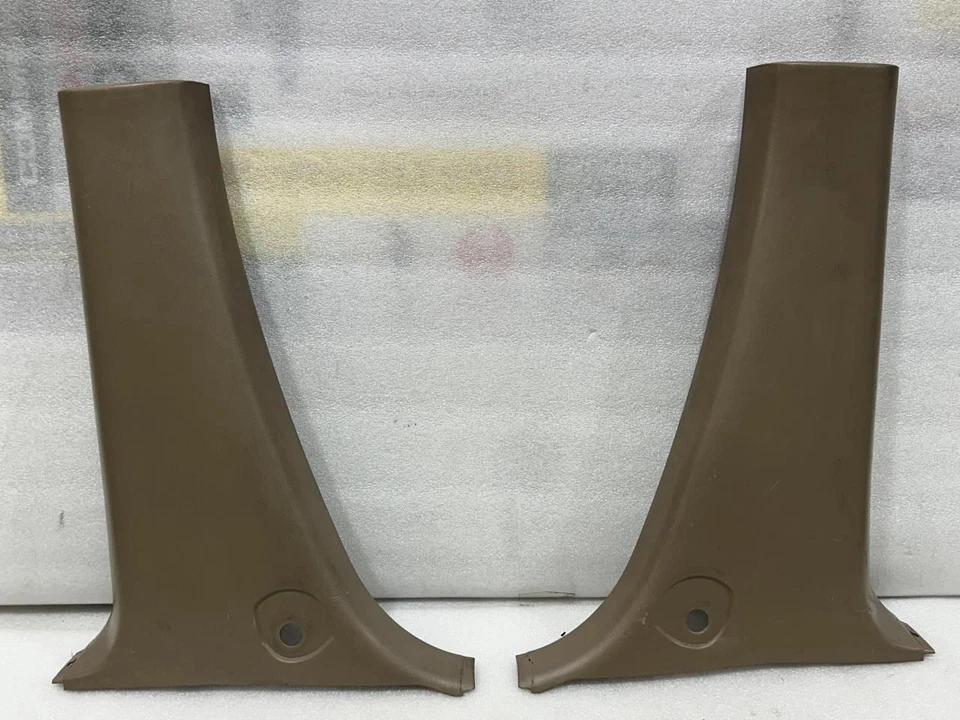 1998 1999 2000 2001 2002 2003 TOYOTA SIENNA НИЖНИЙ ЦЕНТР B СТОЙКИ ОТДЕЛКИ ПАНЕЛИ - Изображение 1 из 4