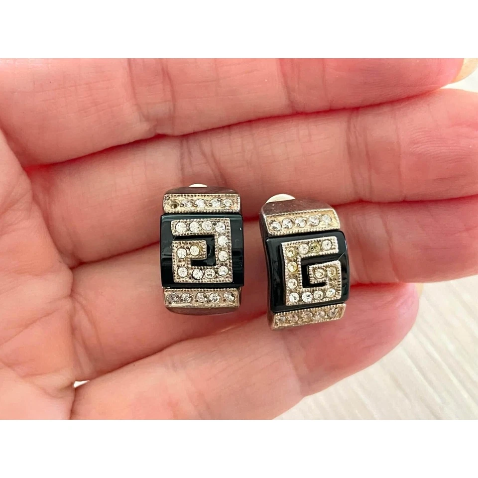 Orecchini vintage Art Deco in argento 925 con strass, borchie smaltate nere - Immagine 1 di 4