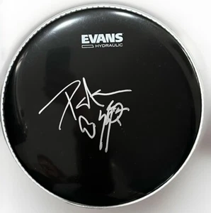 Tambor firmado por KISS Peter Criss autografiado cabeza de batería foto prueba Simmons Stanley - Imagen 1 de 6