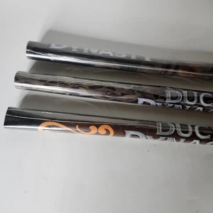 Lote de 4 pósters de la dinastía del pato 3 nuevos en envoltura pliegue menor en 2 rollos 1 está como nuevo - Imagen 1 de 7