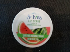 St. Ives Juicy Watermelon Lip Scrub .5oz - Picture 1 of 1