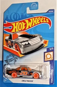 Hot Wheels 2020 Regular Treasure Hunt #131 Circle Trucker silber mit MC5s - Bild 1 von 2