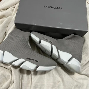 RESERVED Balenciaga Speed 2.0 Ribbed Stretch Women's Sneakers EU 41 US 11 Grey - Picture 1 of 13