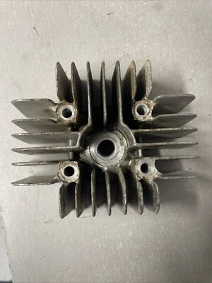 Kawasaki KV75 KV 75 1980 76-80 culata Foto 1 de 4