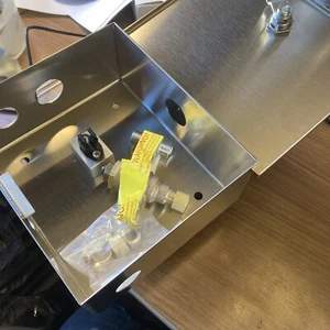 Leonard Valve LF Mixing Point Use 170A-LF Cabinet and key lock Sensor 1-2 Faucet - Picture 1 of 9