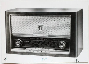Original 1950s photo of KAPSCH radio receiver, stamped - Picture 1 of 2