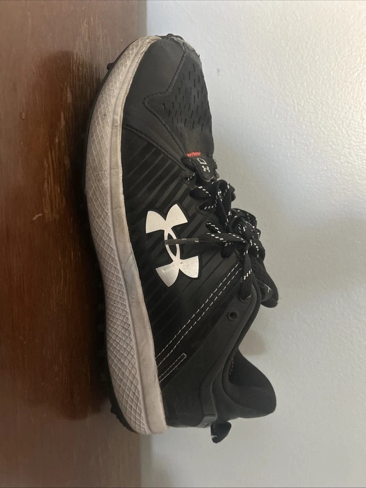 Under Armour Youth 6Y Negro UA Yard Césped Zapatos Foto 1 de 4
