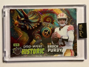 2024 Wild Card Dino-Might Prehistoric Brock Purdy /5 Rainbow Stegosaurus 49ers - Bild 1 von 2