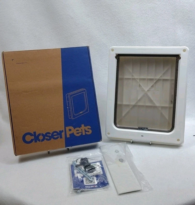 Мультиизоляционная дверца для домашних животных Dog Mate средняя для собак/кошек NIOB до 18 дюймов - Изображение 1 из 4