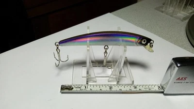 YO-ZURI.S, SINKER, 3 1/2" LURE, MULTI-COLOR REFLECTOR SIDES, USED, EXC.CONDITION - Image 1 of 4